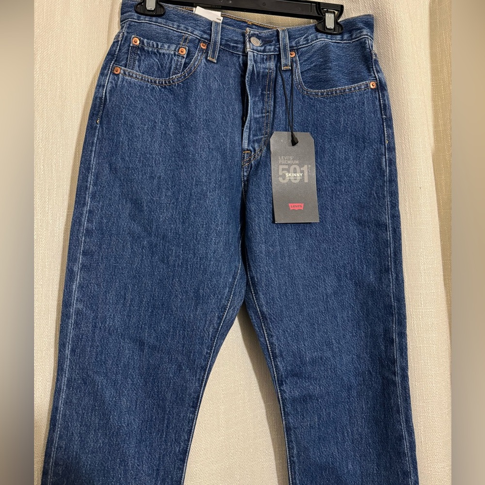 501 Skinny Levi’s jeans women